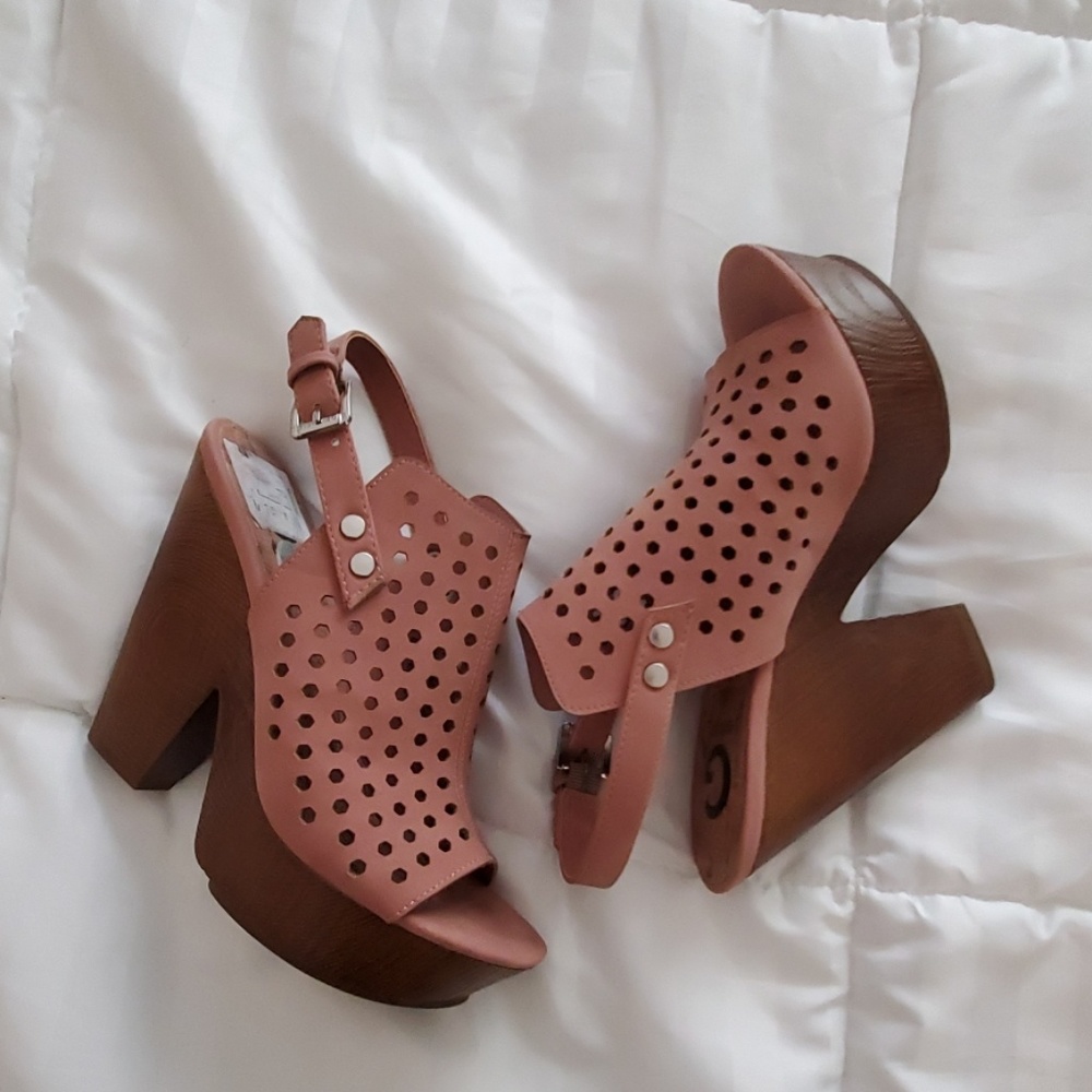 Guess Wedges